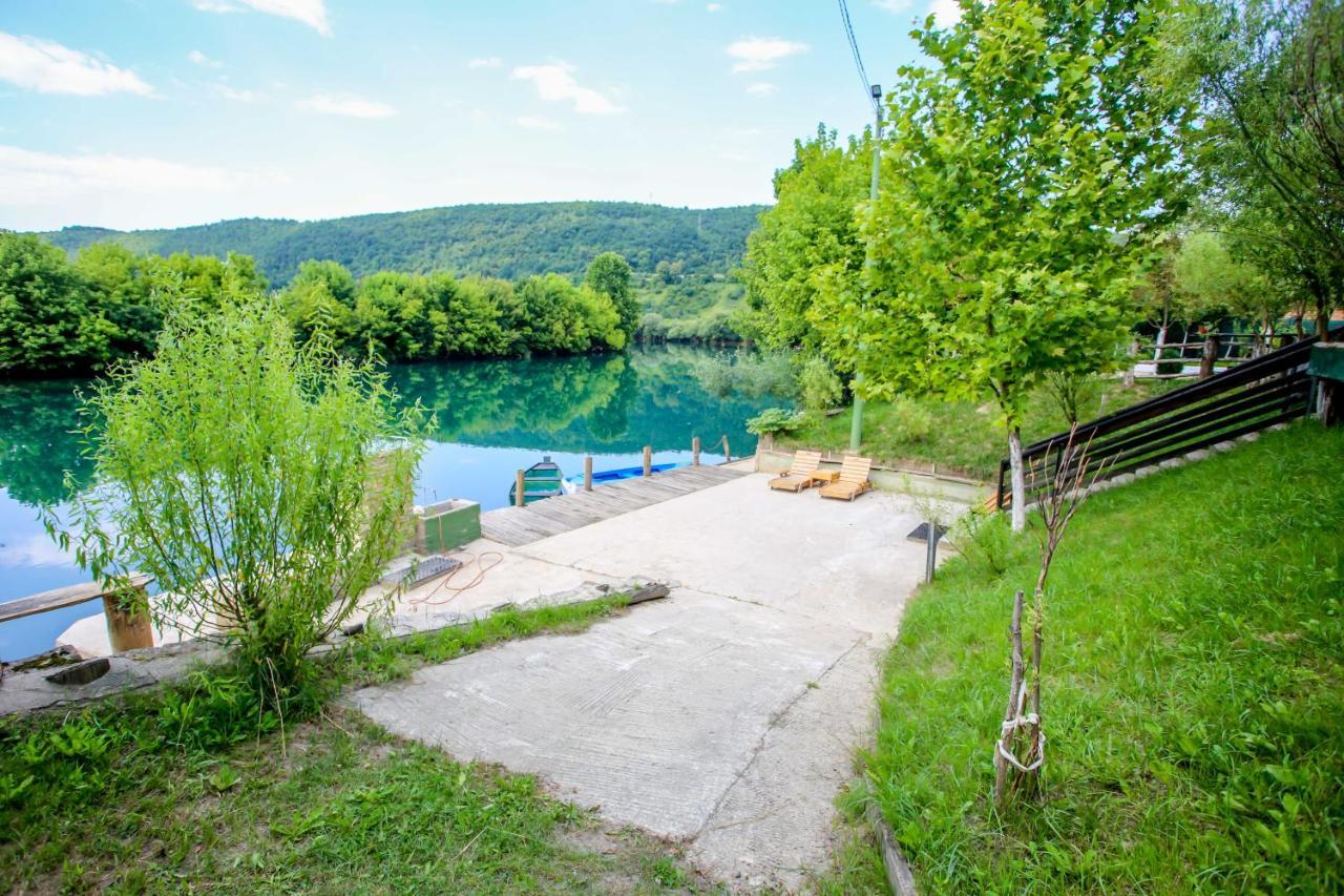 Apartments River Una 4 Bihać Exteriör bild